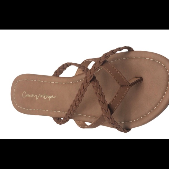 Crown Vintage Cute Flipflops , sandals - Picture 2 of 2